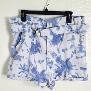 No Boundaries Smocked Waist Blue & White Tie-Dye Shorts with Belt, Size XXL, 2X